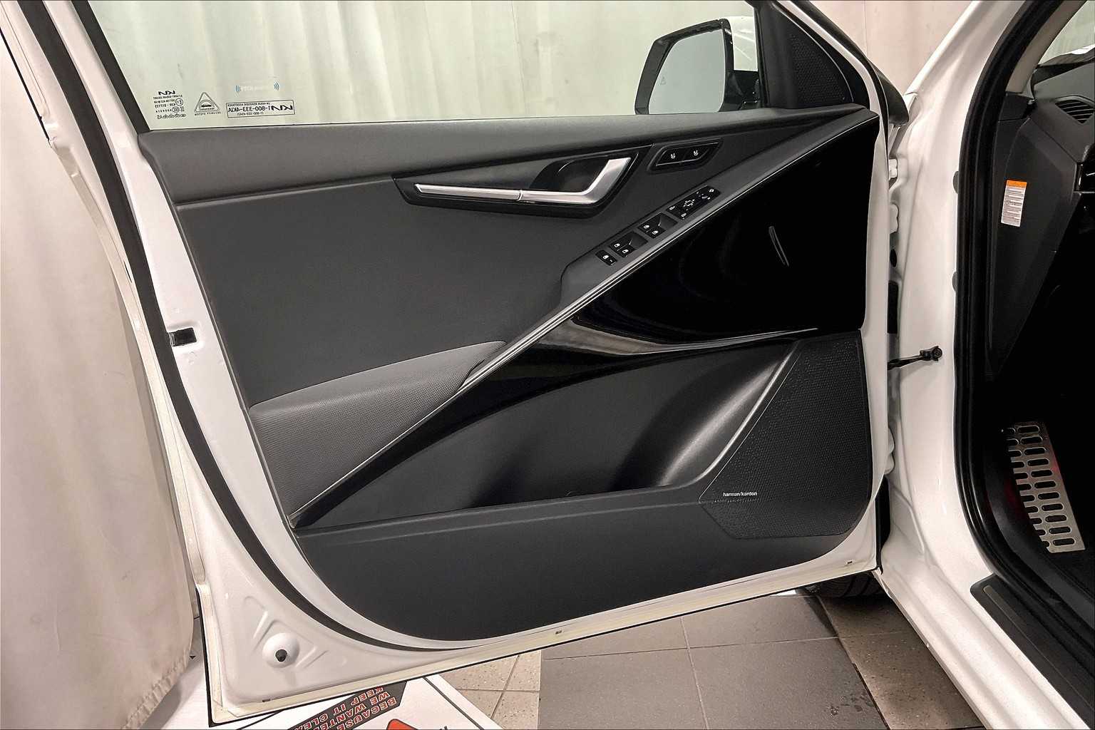 2023 Kia Niro EV Wave - Photo 9