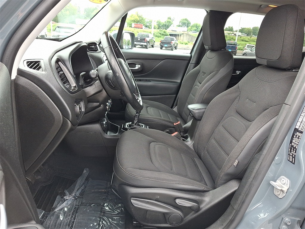 2017 Jeep Renegade Altitude - Photo 14
