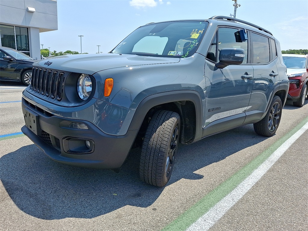 2017 Jeep Renegade Altitude - Photo 2