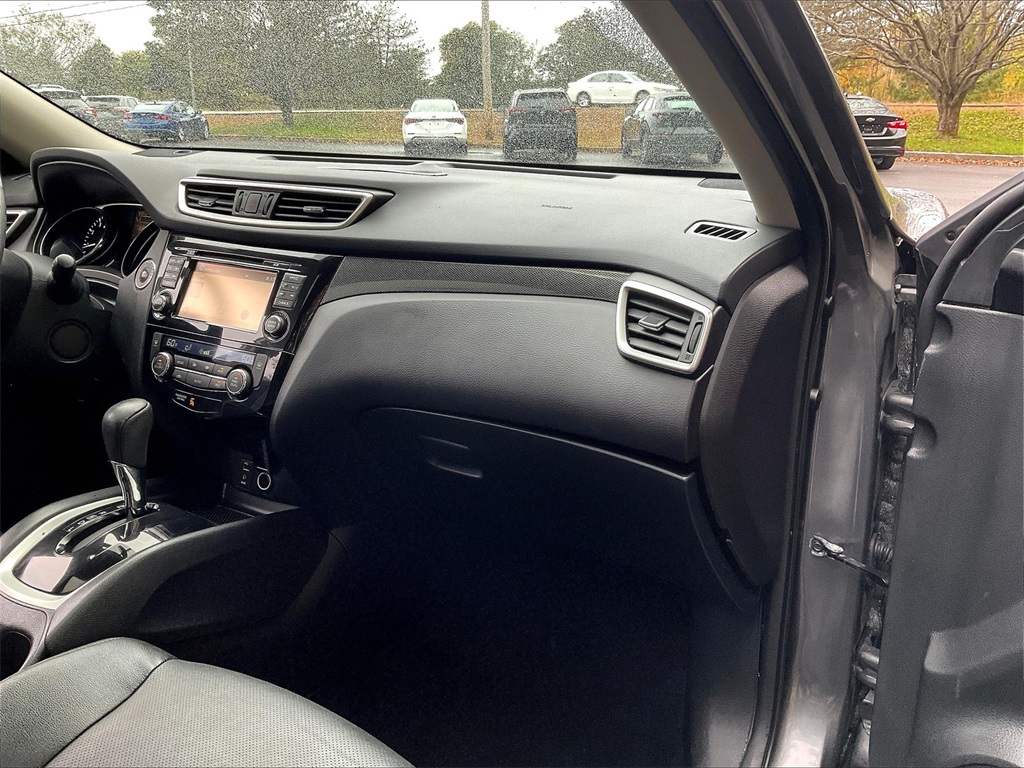 2016 Nissan Rogue SL - Photo 12