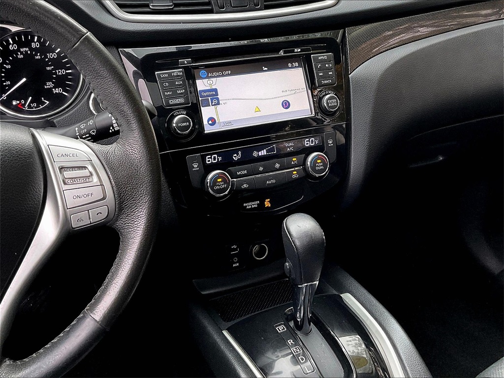 2016 Nissan Rogue SL - Photo 17