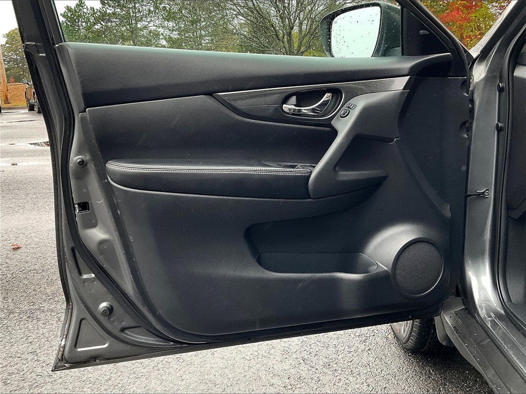 2016 Nissan Rogue SL - Photo 9