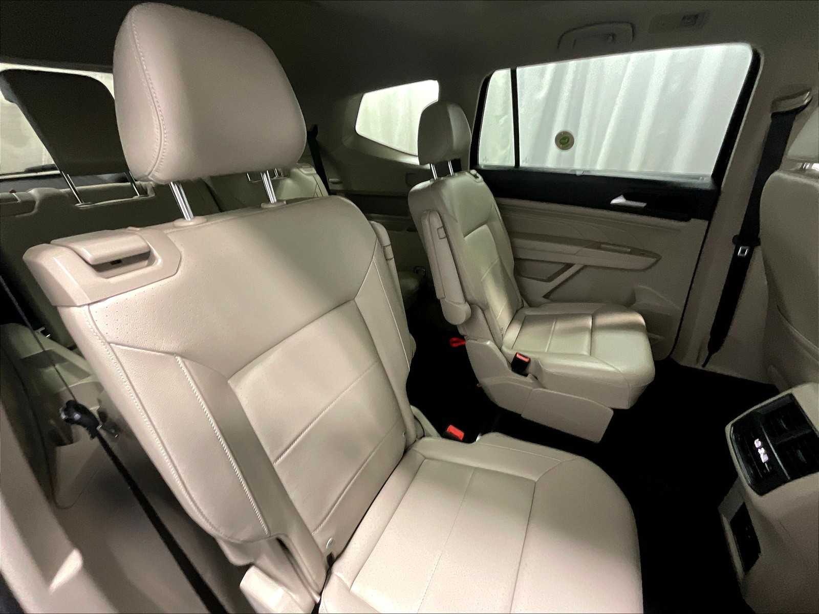 2022 Volkswagen Atlas 3.6L V6 SE w/Technology - Photo 16