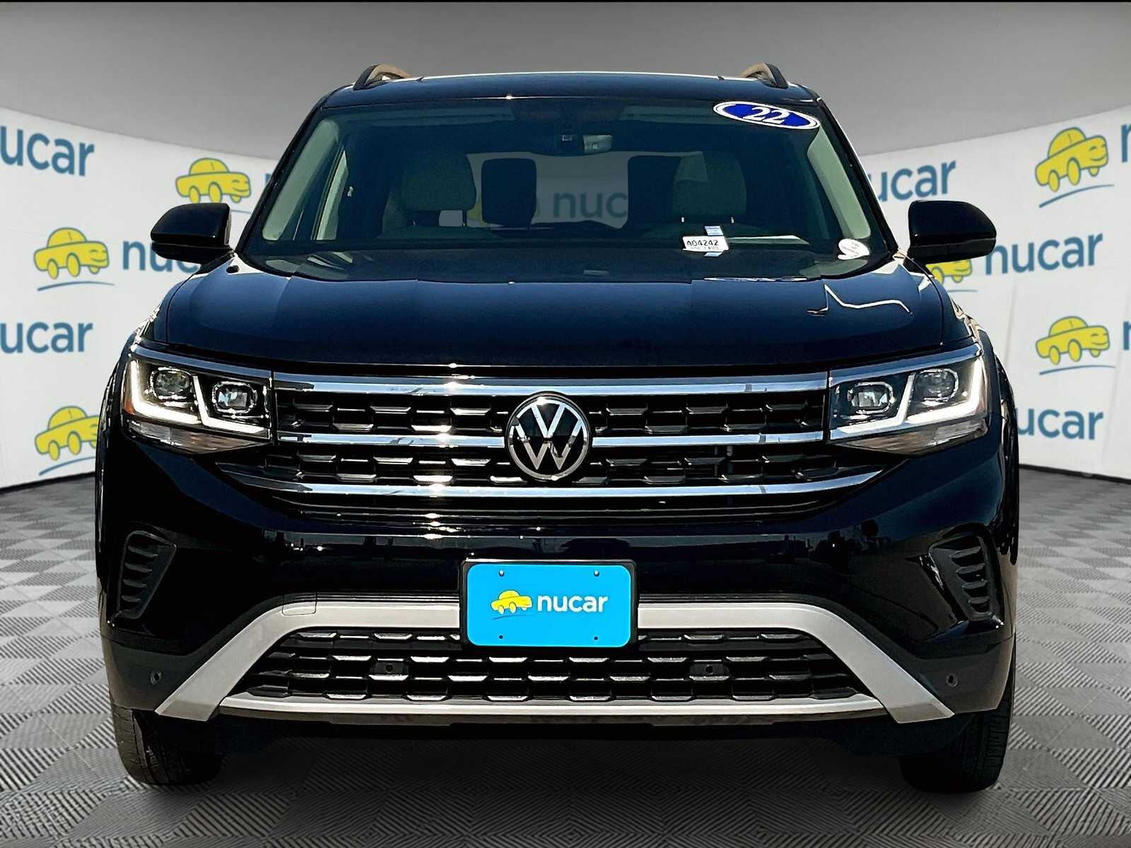 2022 Volkswagen Atlas 3.6L V6 SE w/Technology - Photo 2