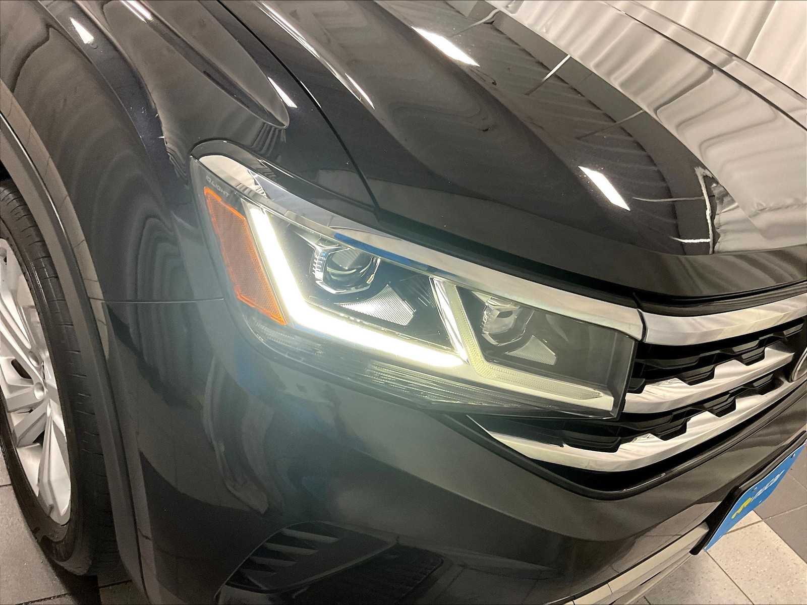 2022 Volkswagen Atlas 3.6L V6 SE w/Technology - Photo 34