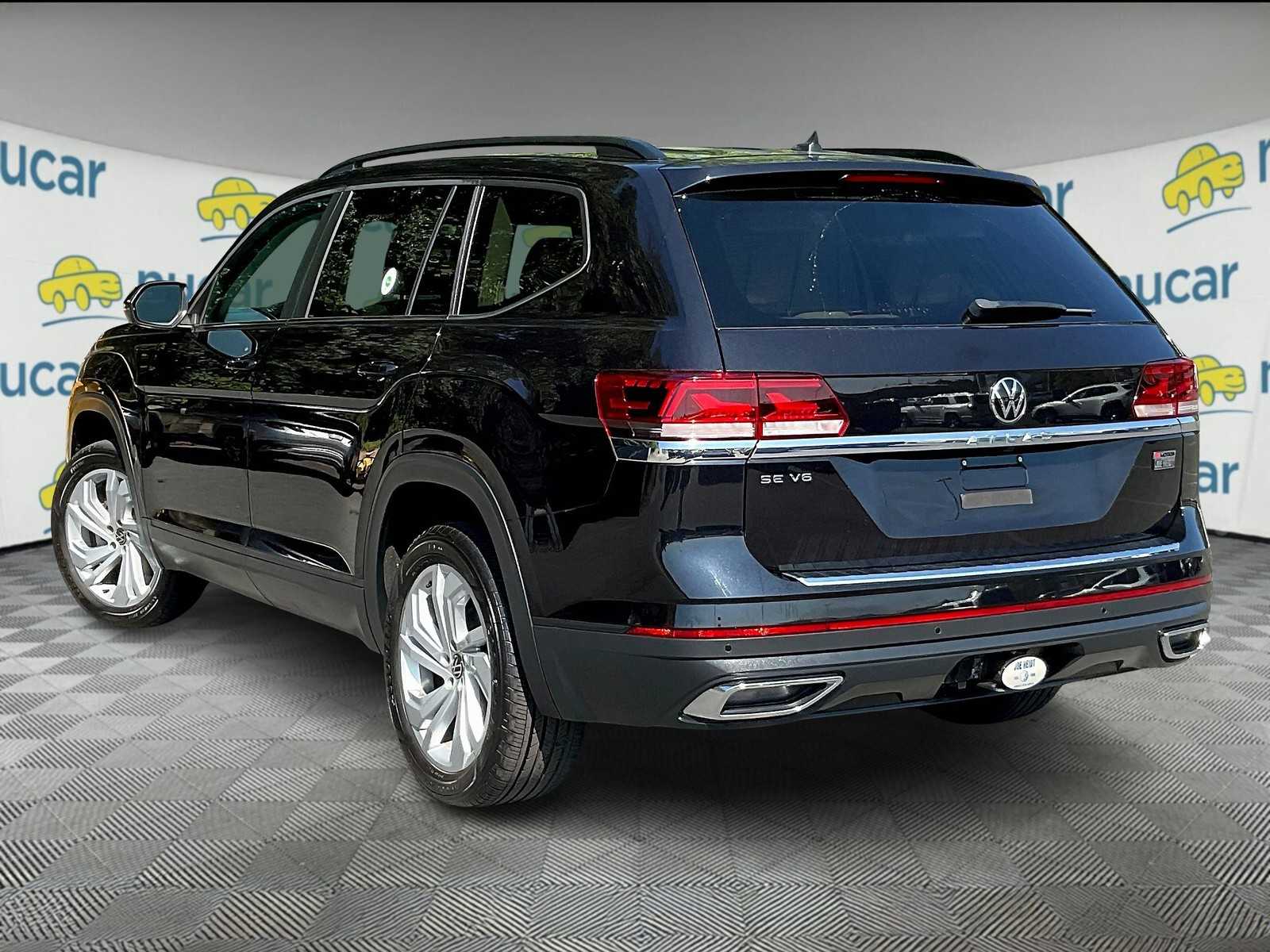 2022 Volkswagen Atlas 3.6L V6 SE w/Technology - Photo 4