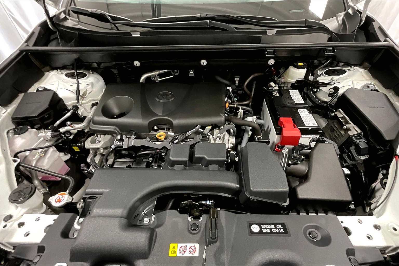 2022 Toyota RAV4 XLE - Photo 30