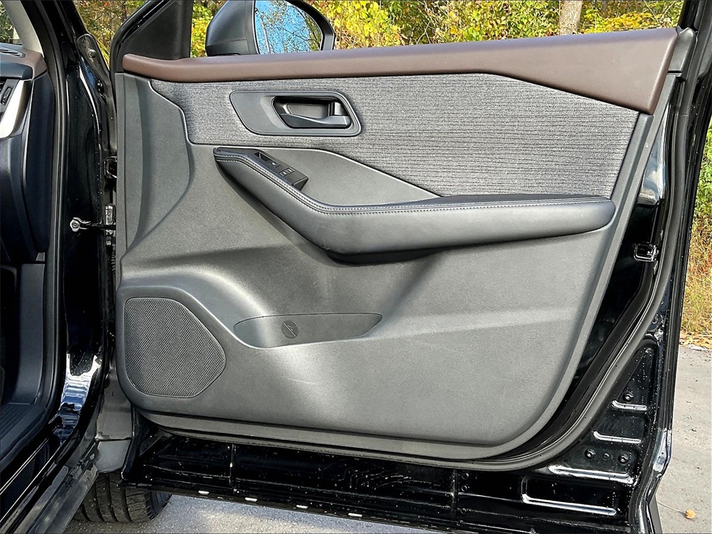 2021 Nissan Rogue S - Photo 25