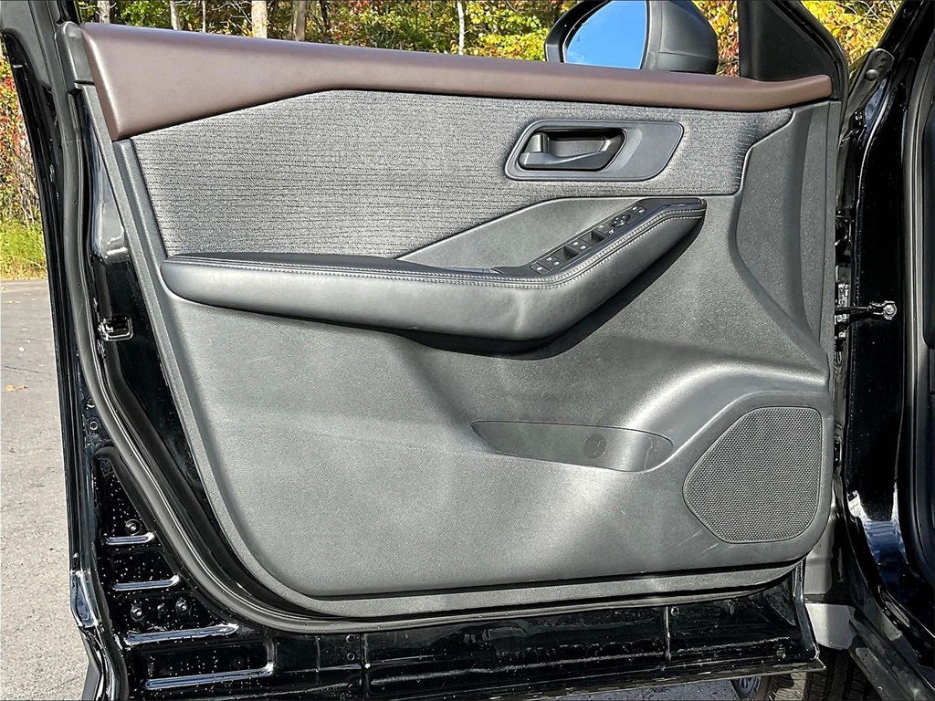2021 Nissan Rogue S - Photo 9