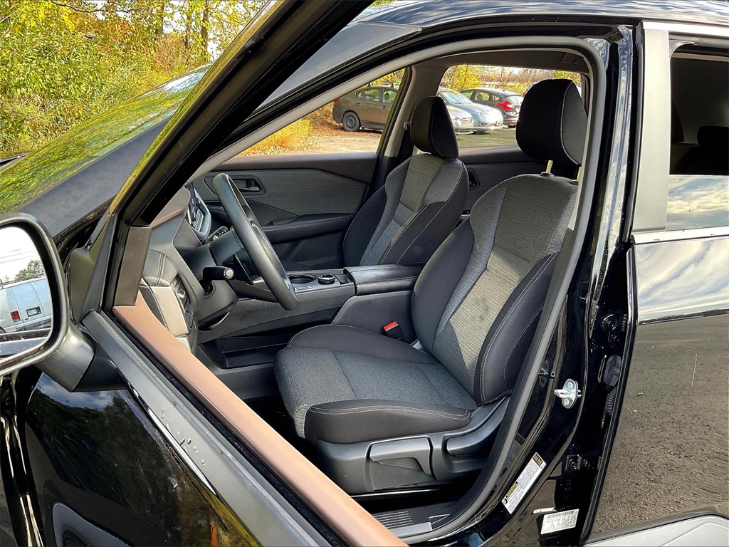 2021 Nissan Rogue S - Photo 10