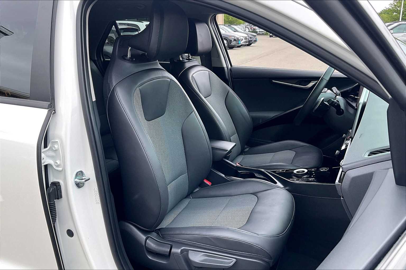 2023 Kia Niro EV Wind - Photo 11