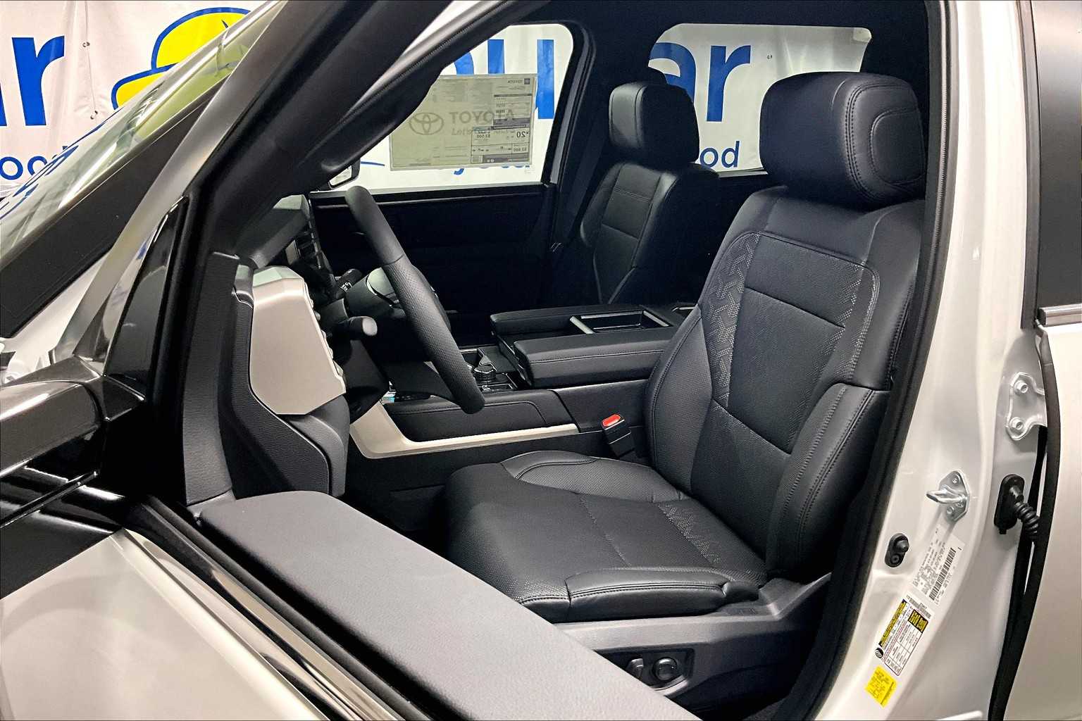 2025 Toyota Tundra Limited Hybrid - Photo 11