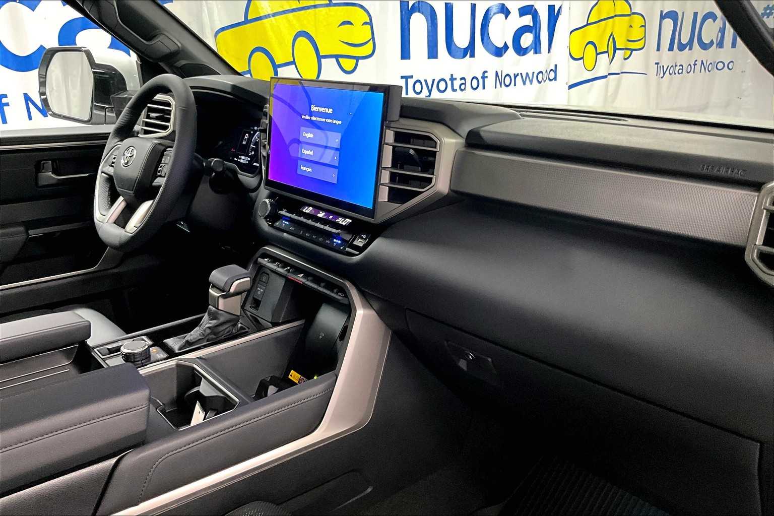 2025 Toyota Tundra Limited Hybrid - Photo 10