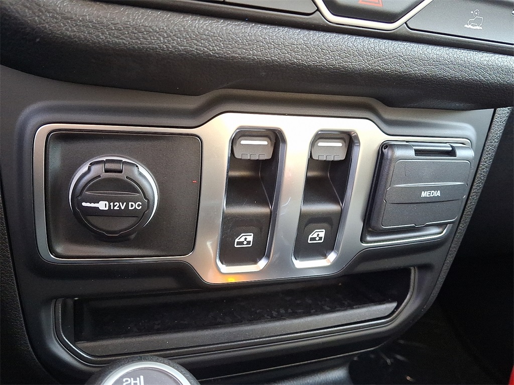 2026 Jeep Wrangler Sport - Photo 16