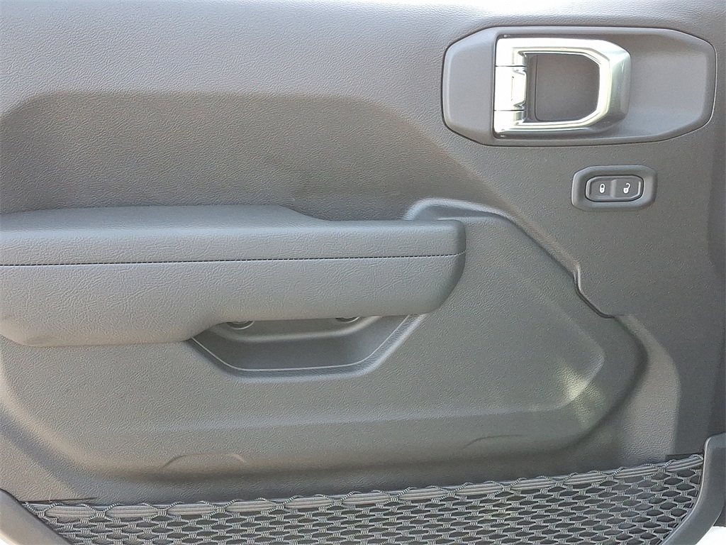 2026 Jeep Wrangler Sport - Photo 8