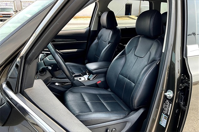 2022 Kia Telluride EX - Photo 10