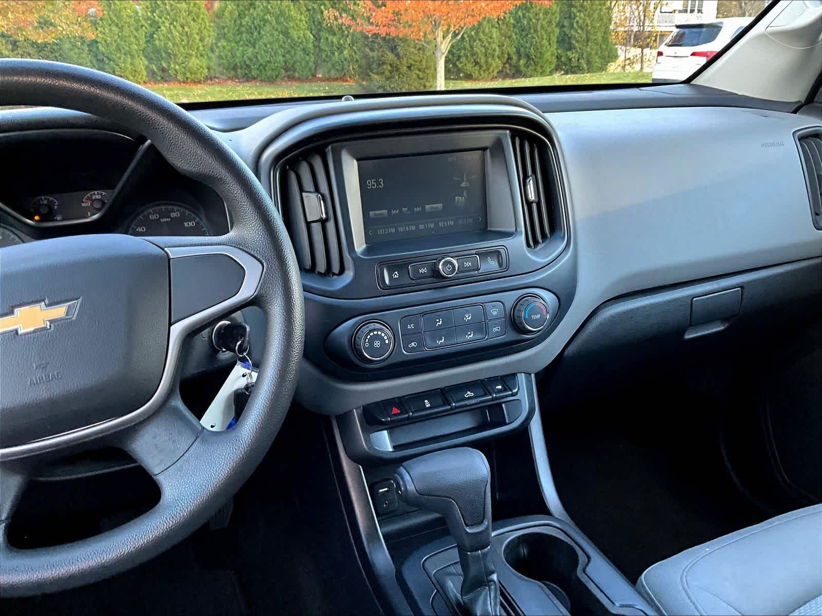 2017 Chevrolet Colorado 4WD WT - Photo 18