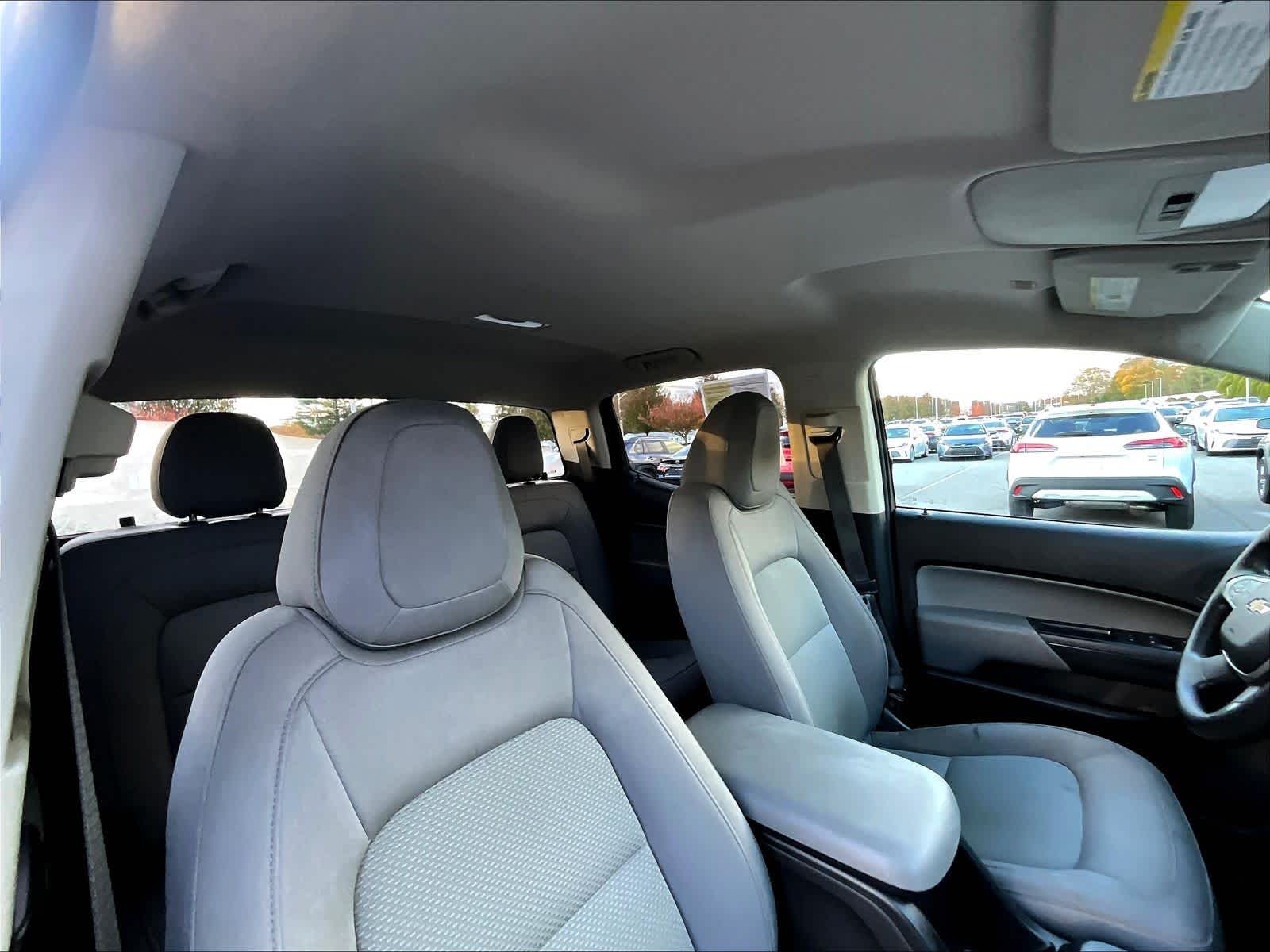 2017 Chevrolet Colorado 4WD WT - Photo 22