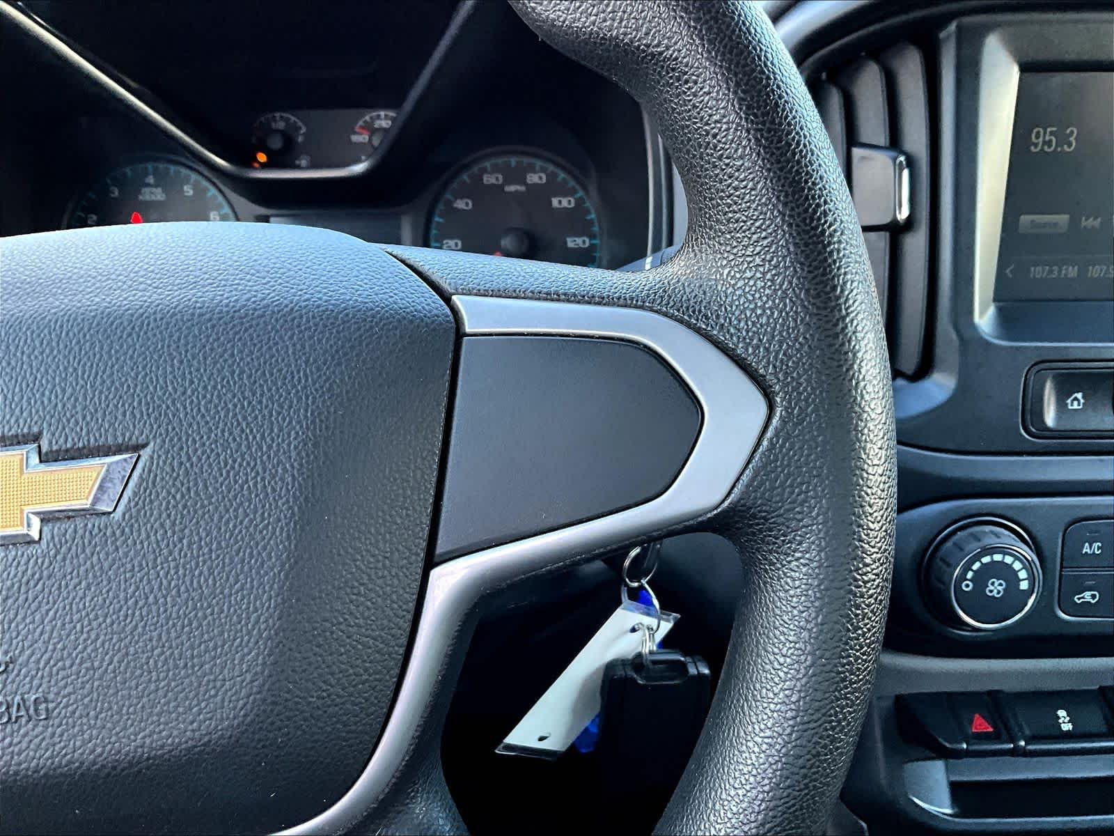 2017 Chevrolet Colorado 4WD WT - Photo 24