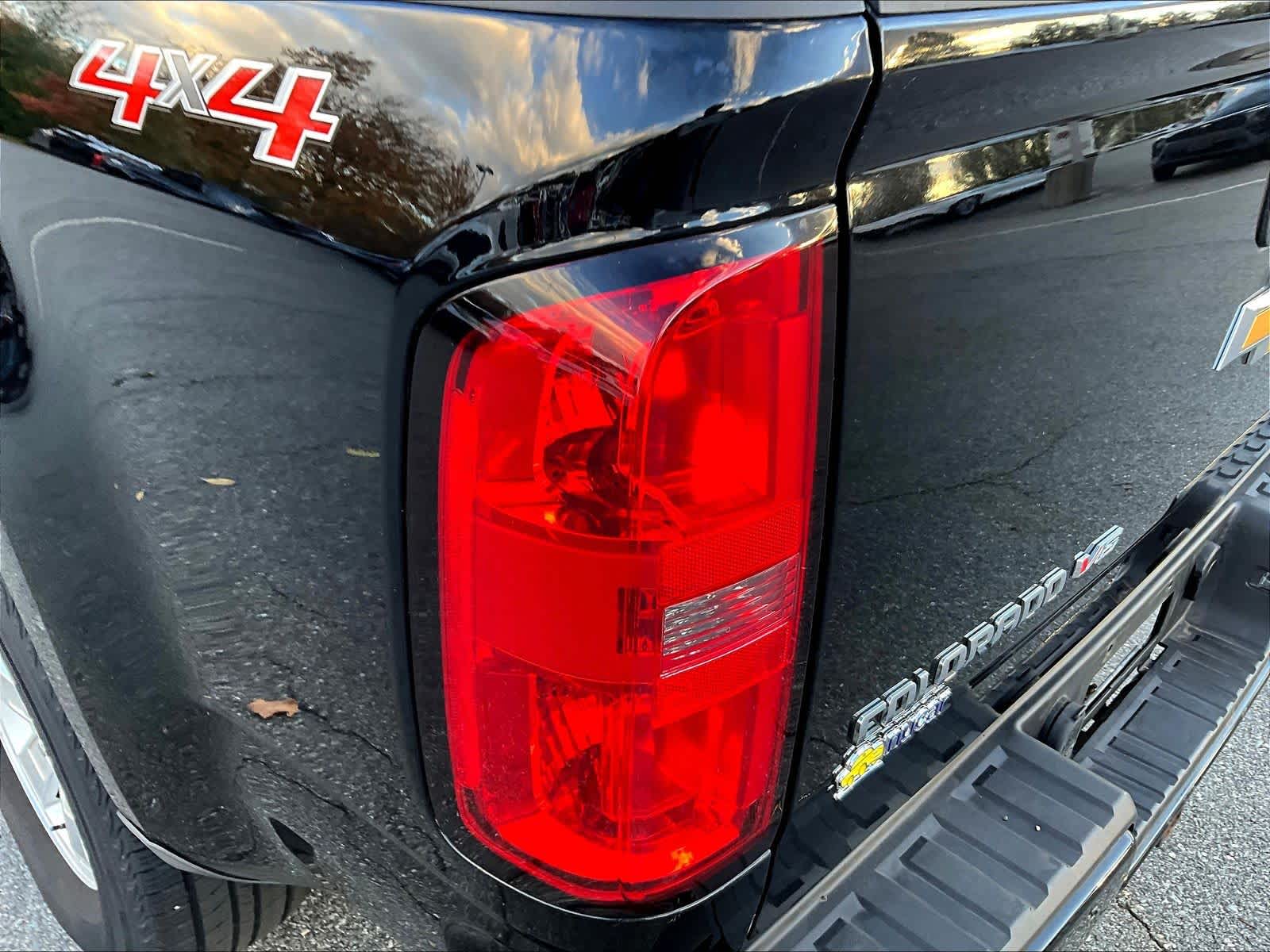 2017 Chevrolet Colorado 4WD WT - Photo 34