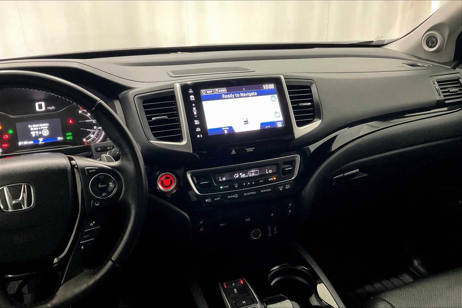 2017 Honda Pilot Elite - Photo 19