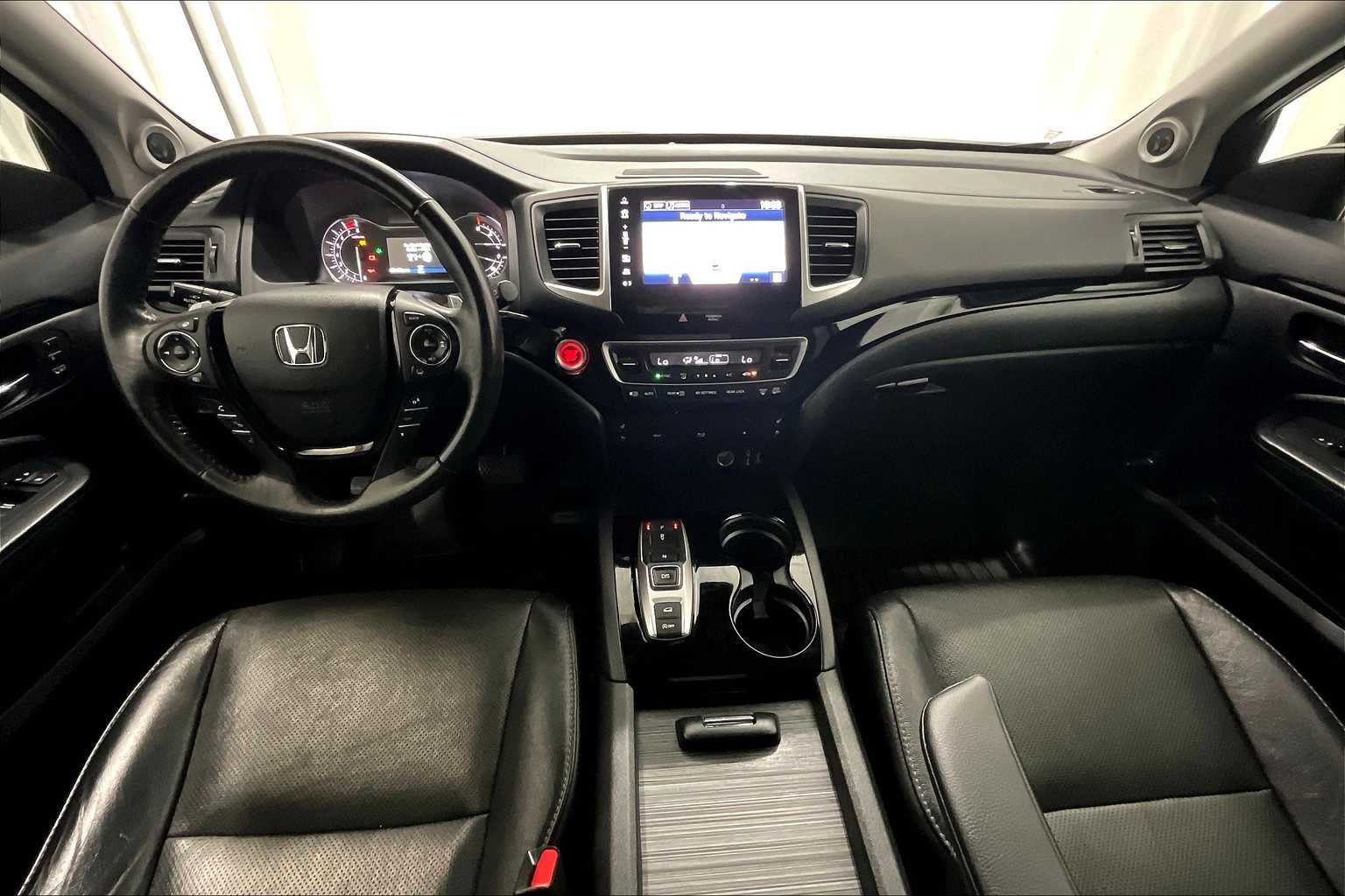 2017 Honda Pilot Elite - Photo 22