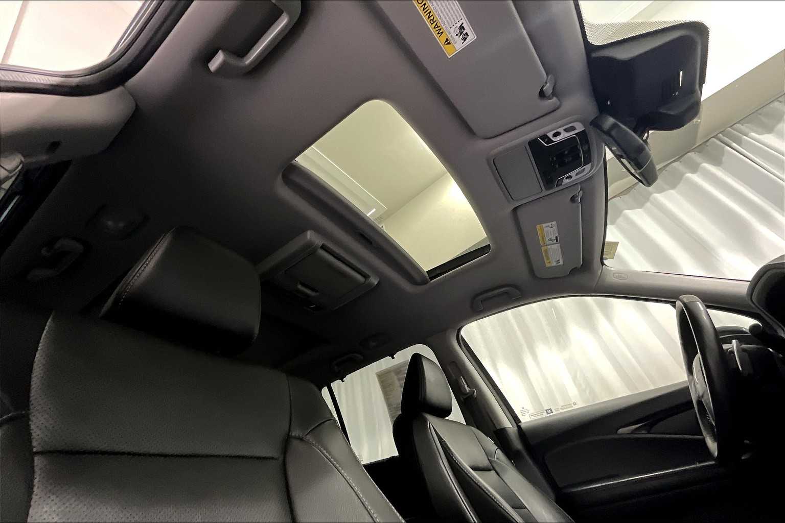 2017 Honda Pilot Elite - Photo 23