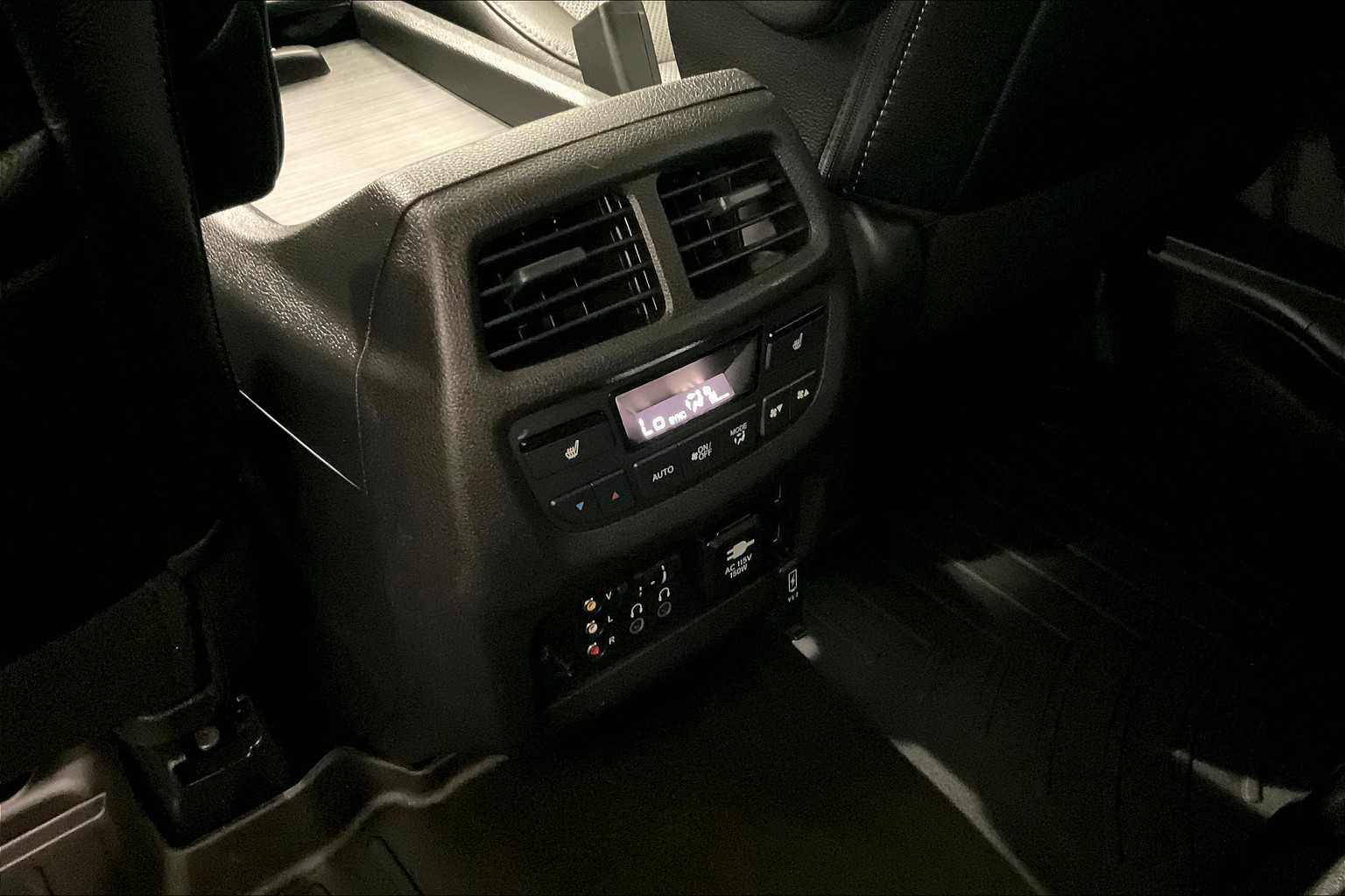 2017 Honda Pilot Elite - Photo 29