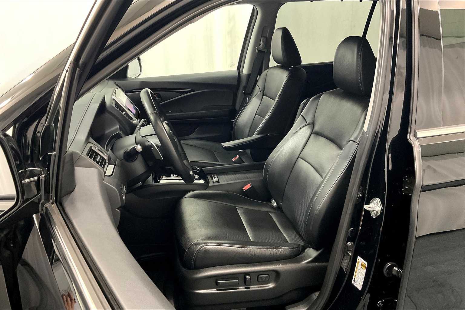 2017 Honda Pilot Elite - Photo 10