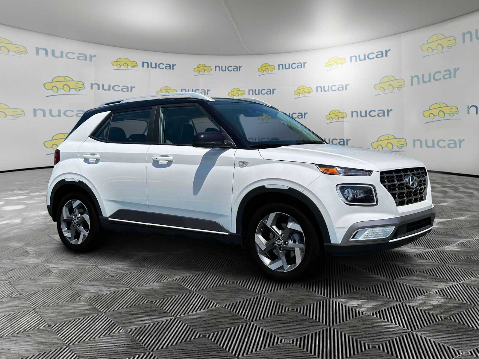 2025 Hyundai Venue Limited - Photo 1