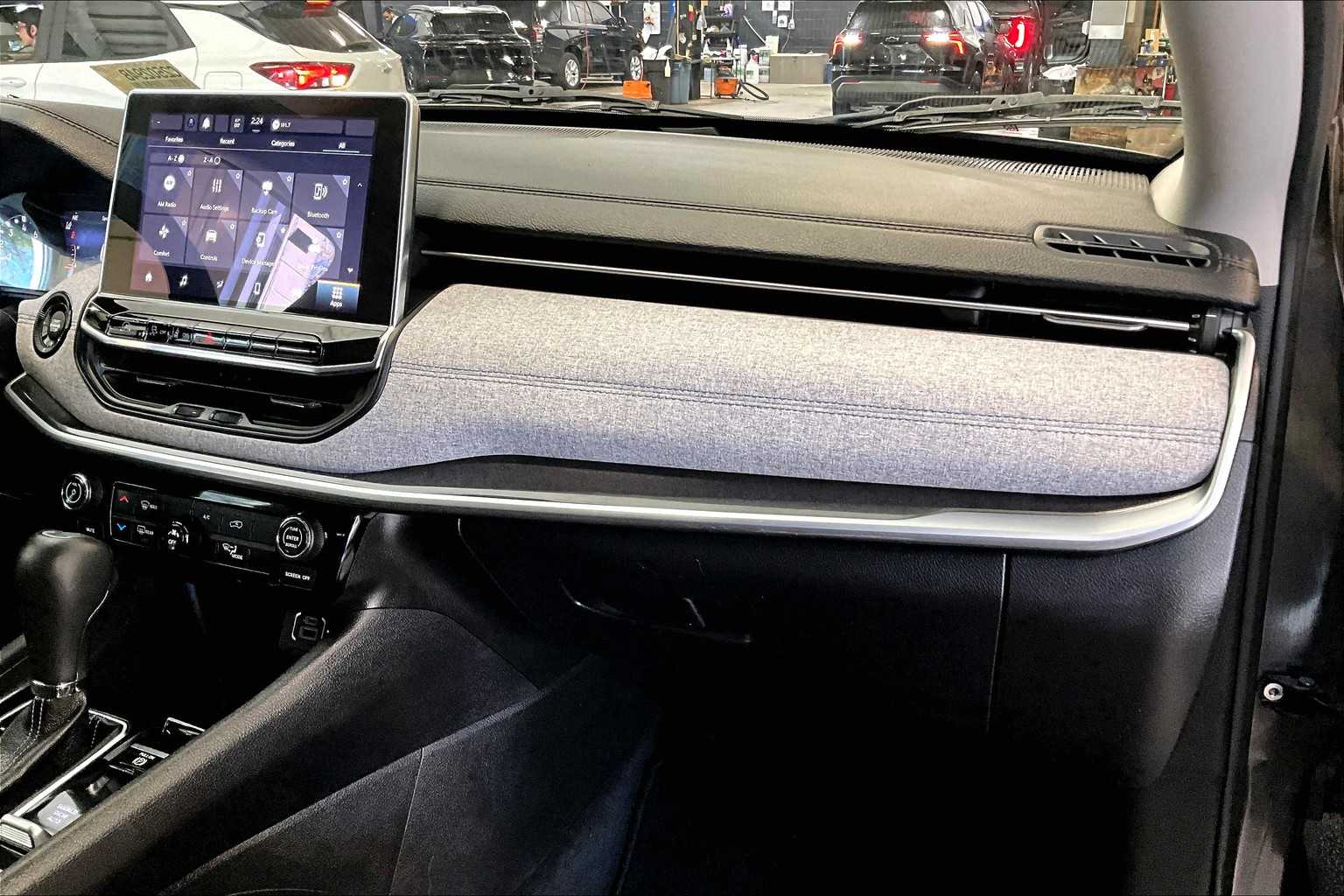 2022 Jeep Compass Latitude - Photo 13