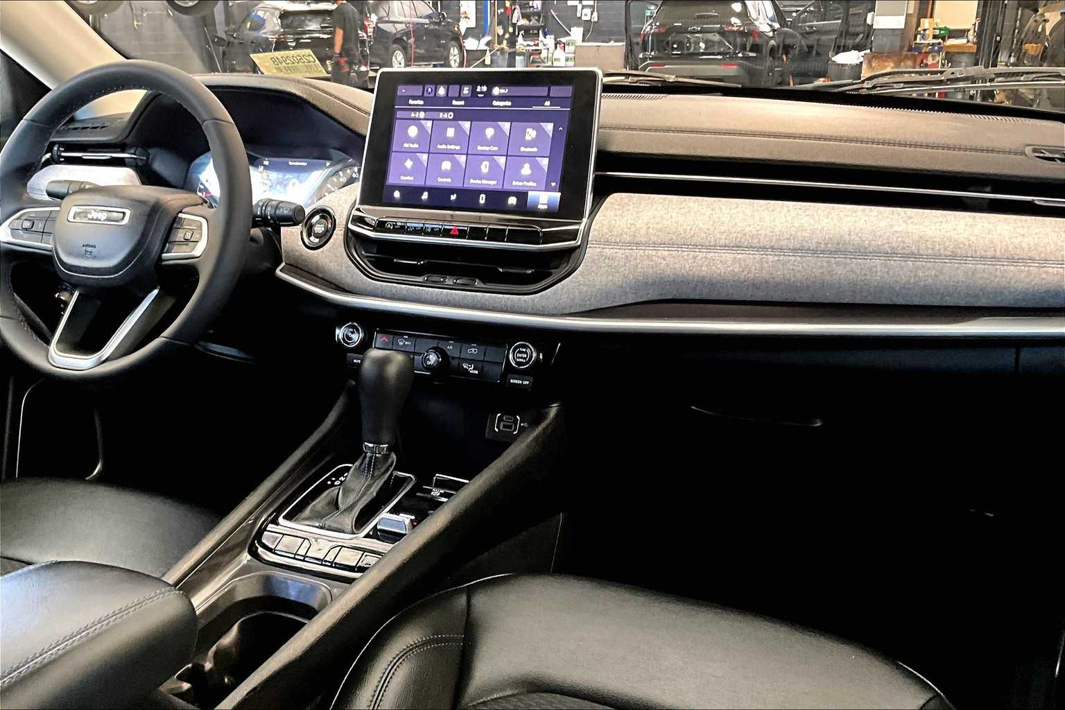 2022 Jeep Compass Latitude - Photo 14