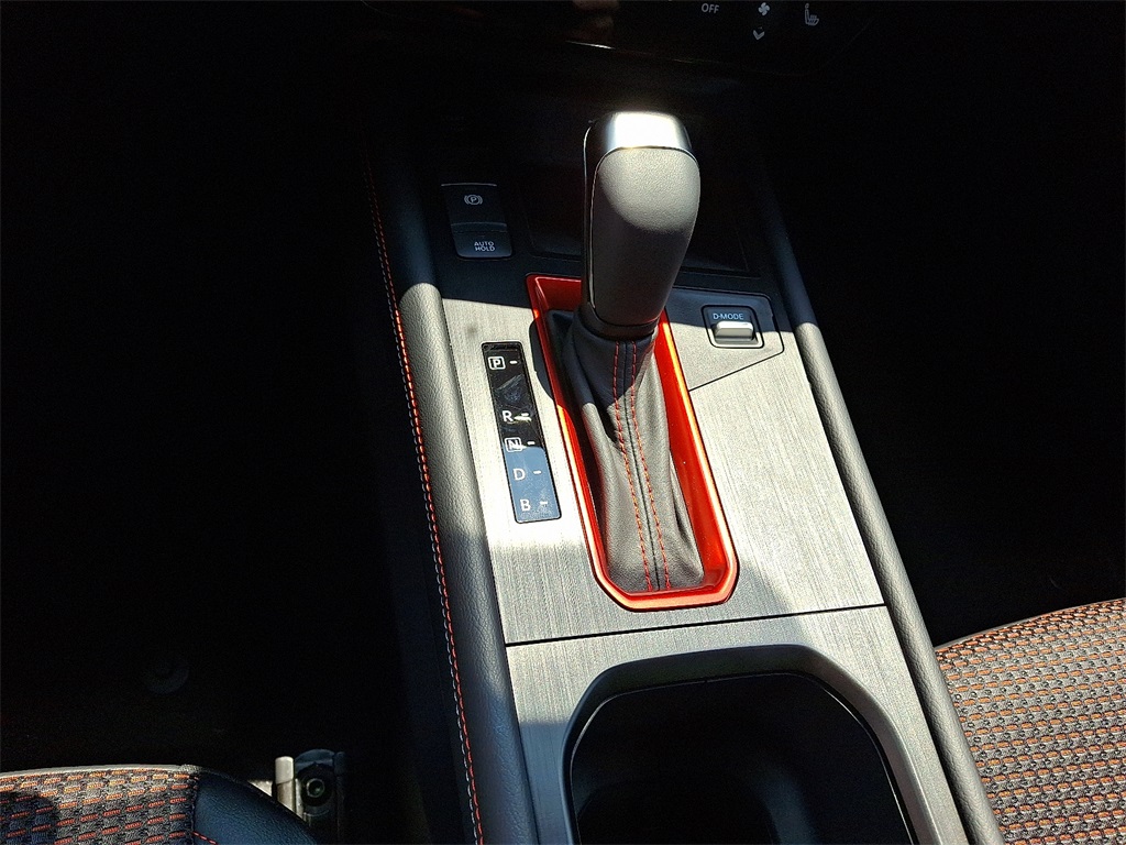 2025 Nissan Kicks SR - Photo 11
