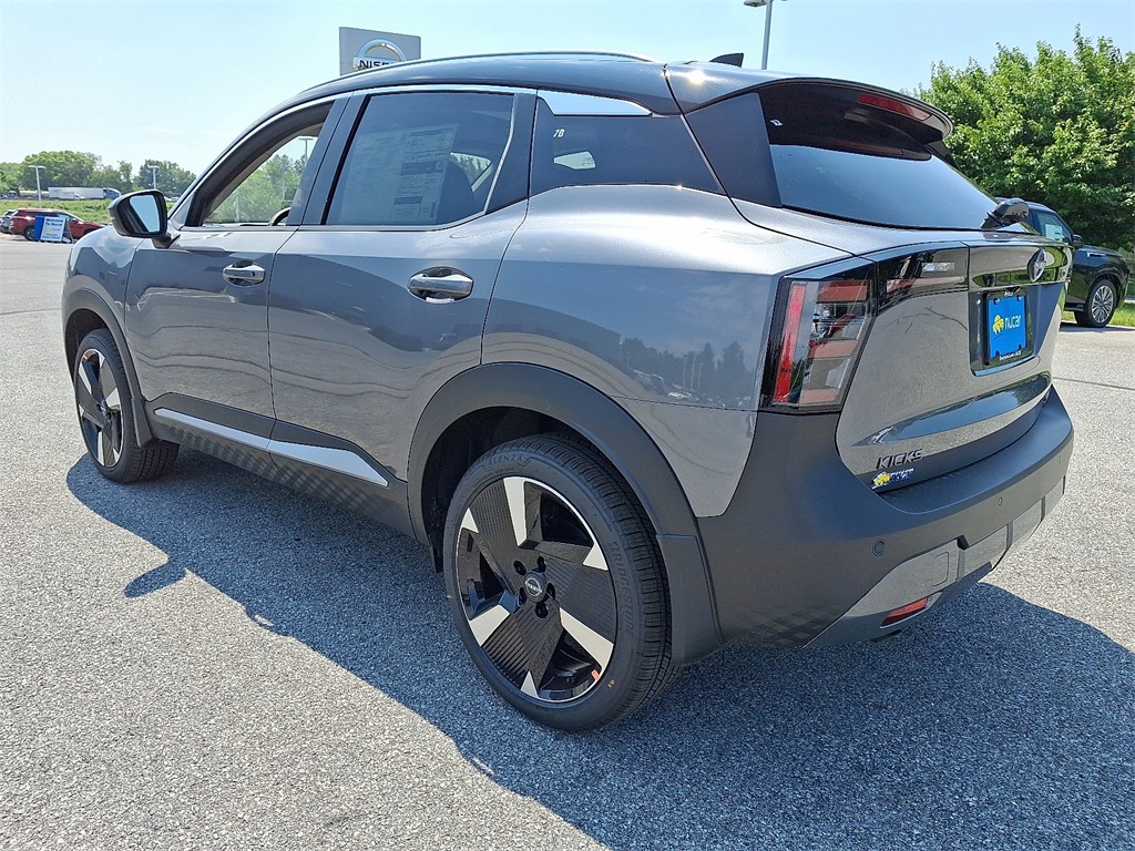 2025 Nissan Kicks SR - Photo 3