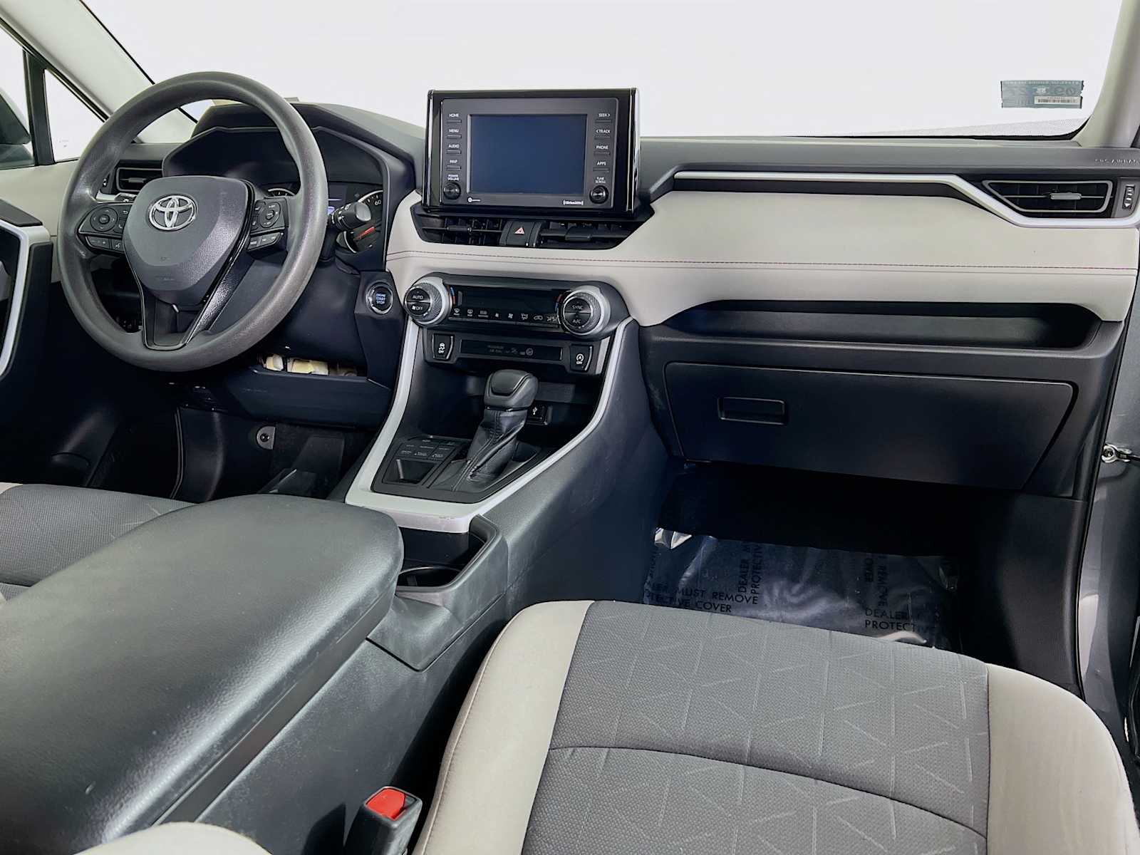 2021 Toyota RAV4 XLE - Photo 29