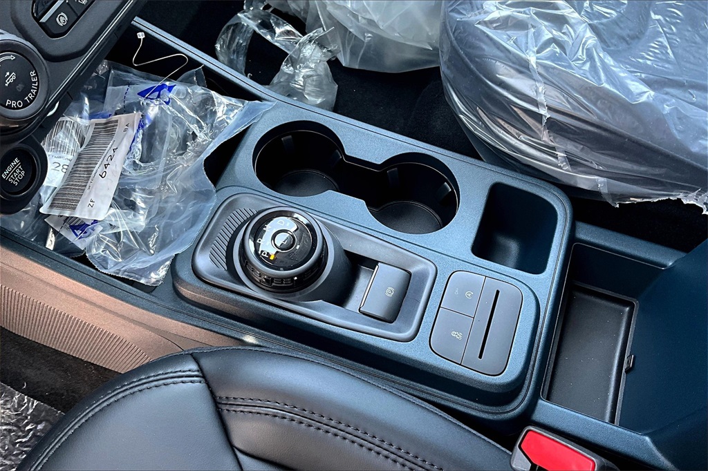 2025 Ford Maverick Lariat - Photo 9