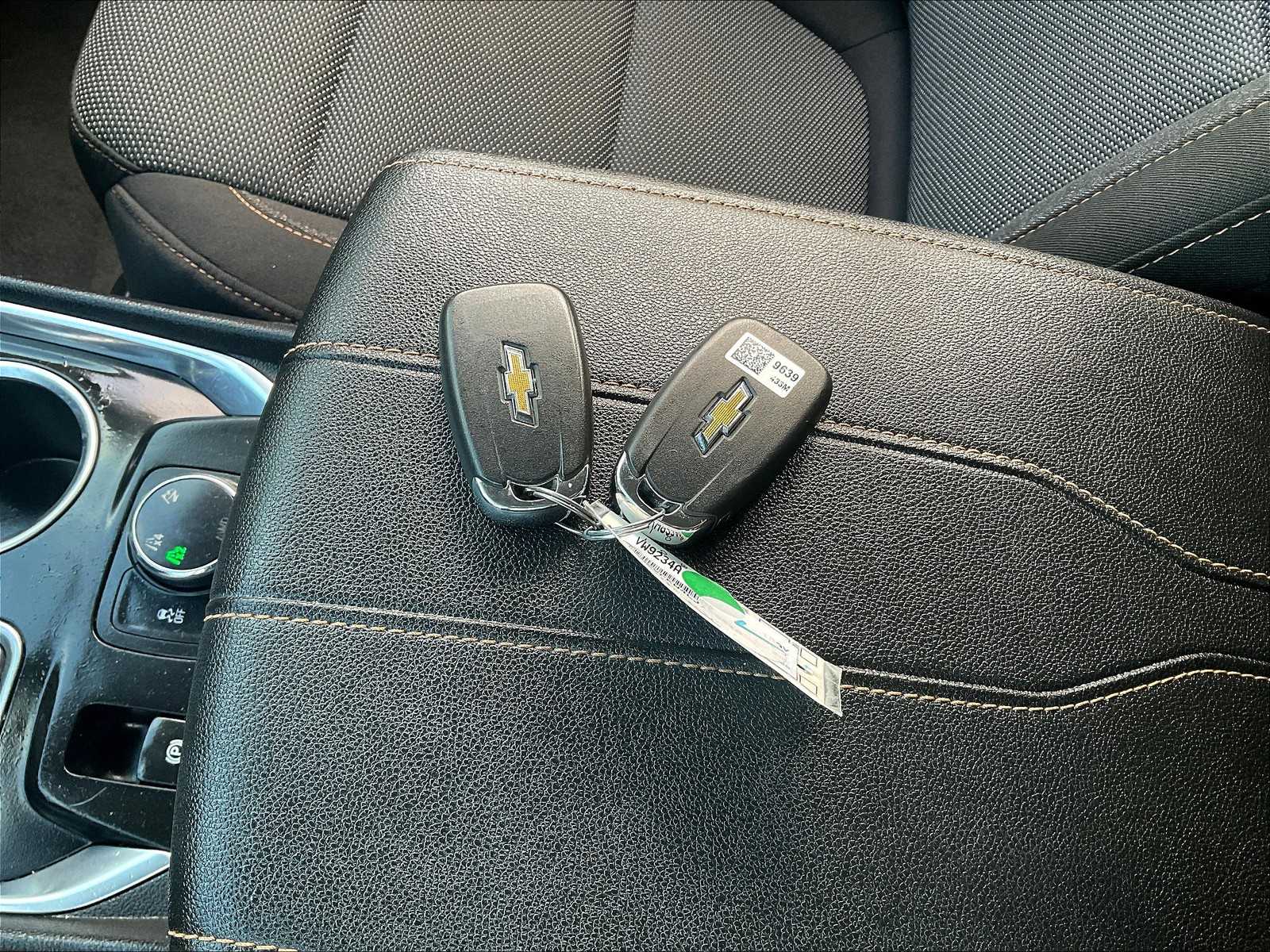 2020 Chevrolet Traverse LS - Photo 30