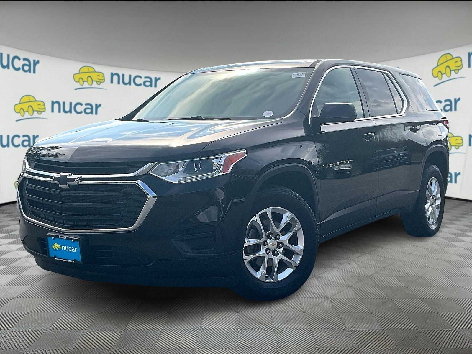 2020 Chevrolet Traverse LS - Photo 3