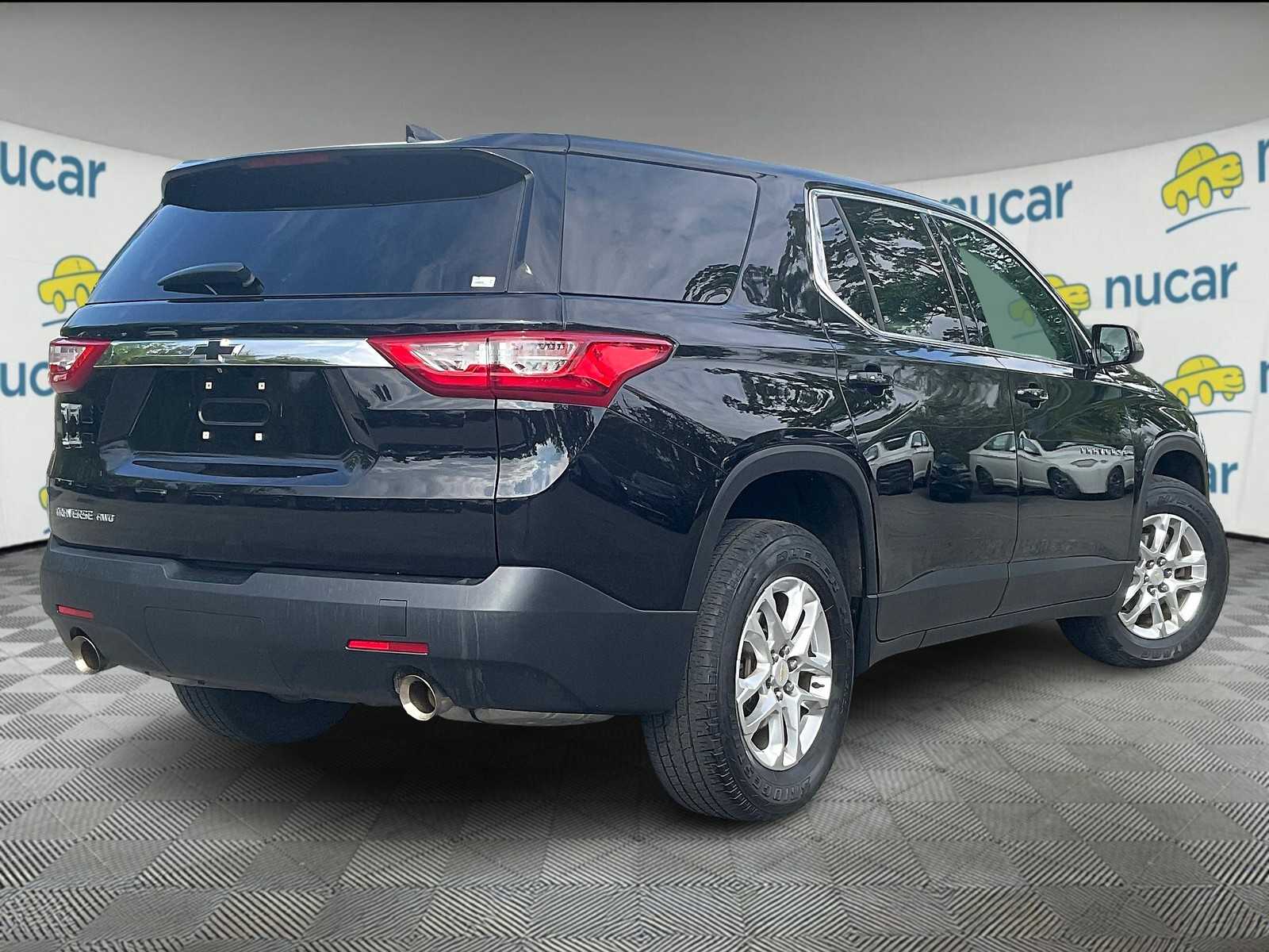 2020 Chevrolet Traverse LS - Photo 6