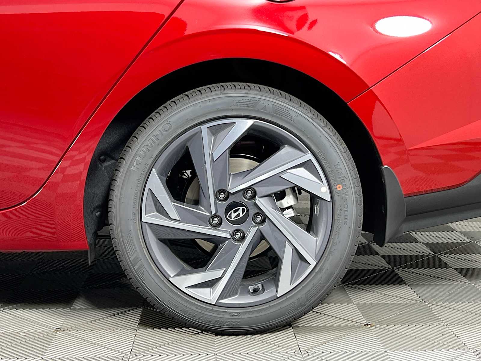2025 Hyundai Elantra SEL Sport - Photo 18