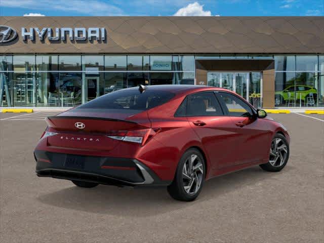 2025 Hyundai Elantra SEL Sport - Photo 4