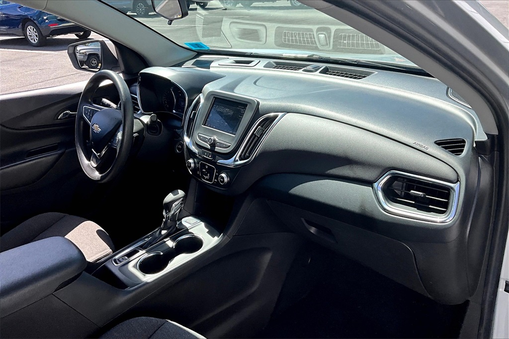 2022 Chevrolet Equinox LT - Photo 14