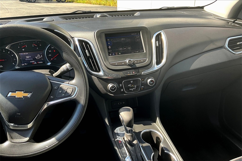2022 Chevrolet Equinox LT - Photo 18