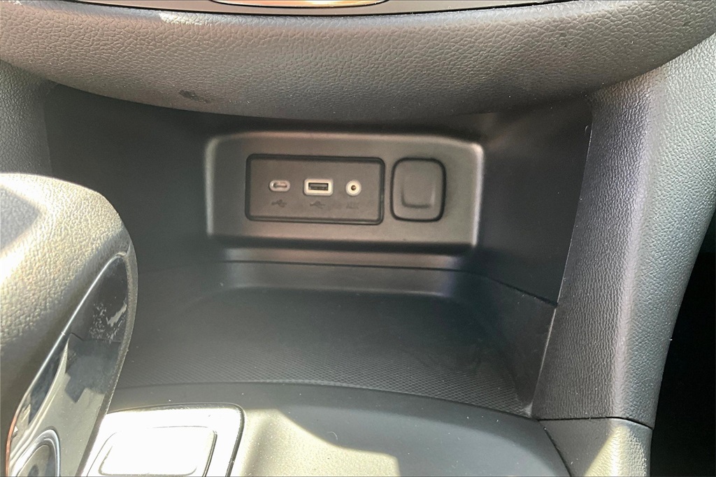2022 Chevrolet Equinox LT - Photo 26