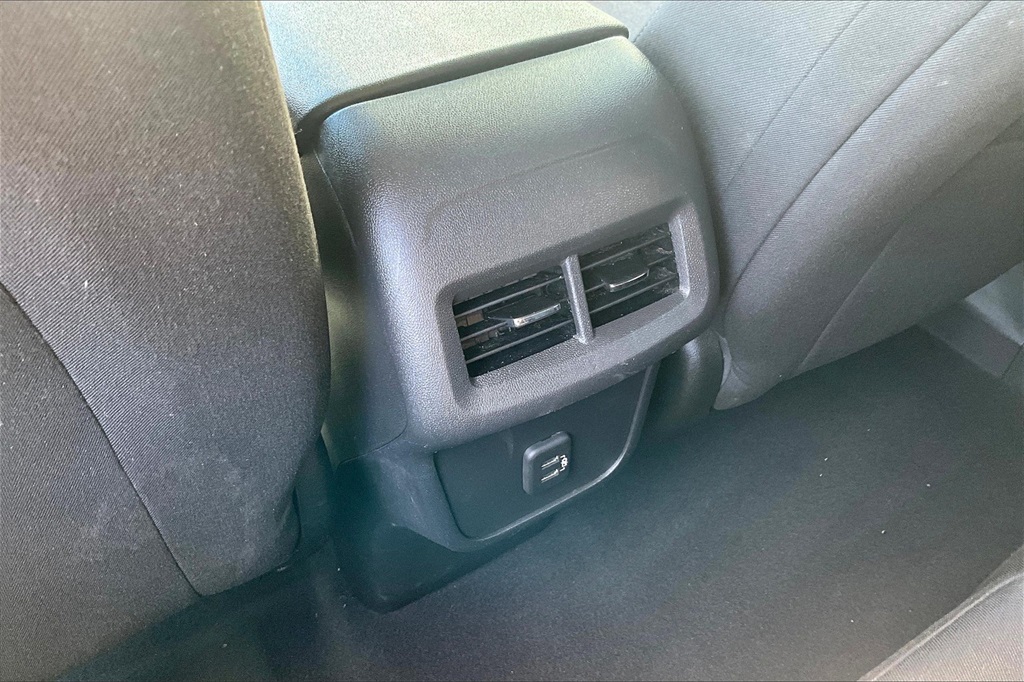 2022 Chevrolet Equinox LT - Photo 27