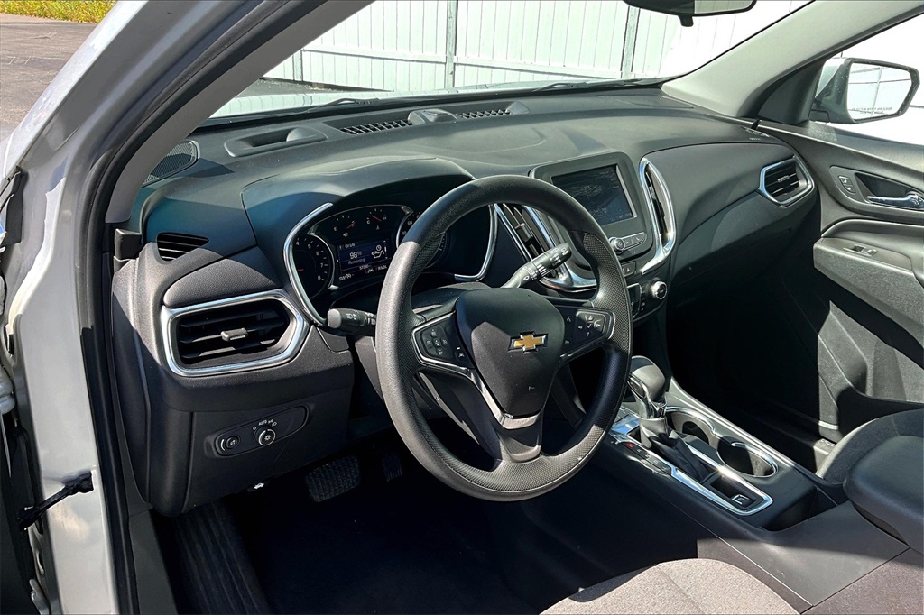 2022 Chevrolet Equinox LT - Photo 8