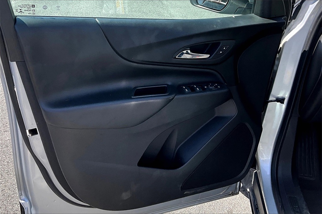 2022 Chevrolet Equinox LT - Photo 9