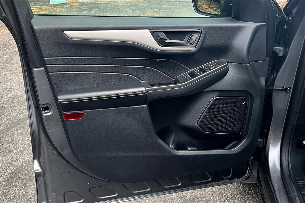 2022 Ford Escape SE - Photo 9