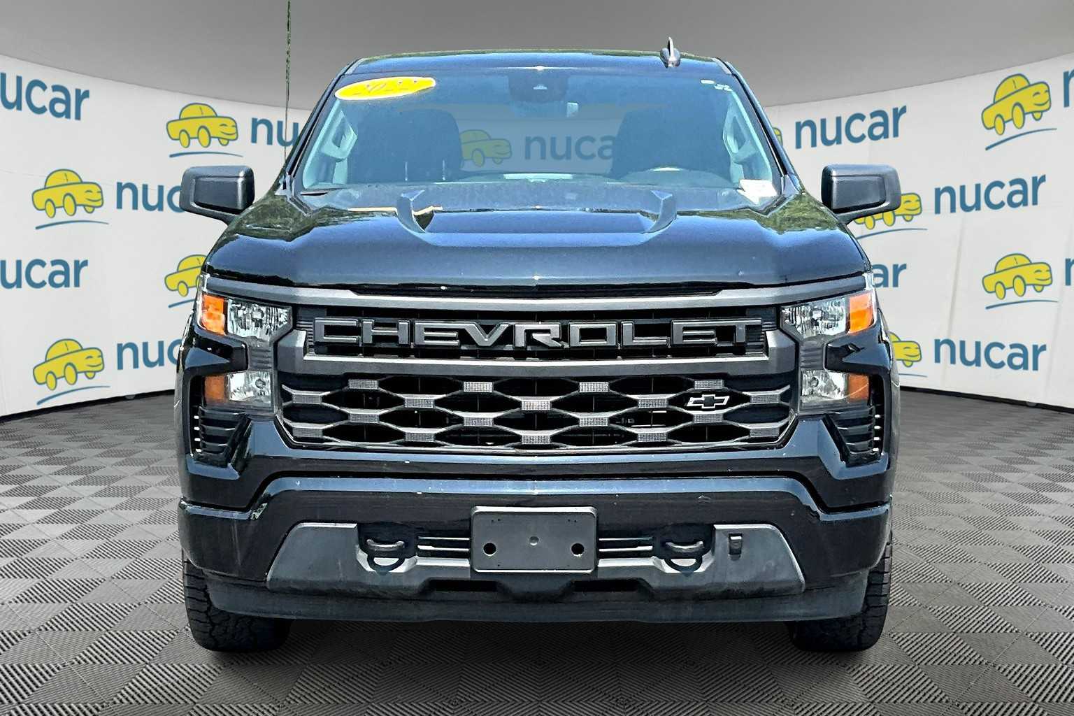 2022 Chevrolet Silverado 1500 Custom - Photo 2