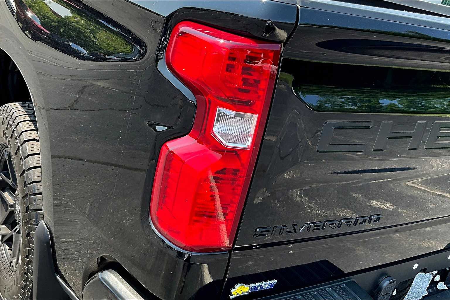 2022 Chevrolet Silverado 1500 Custom - Photo 31